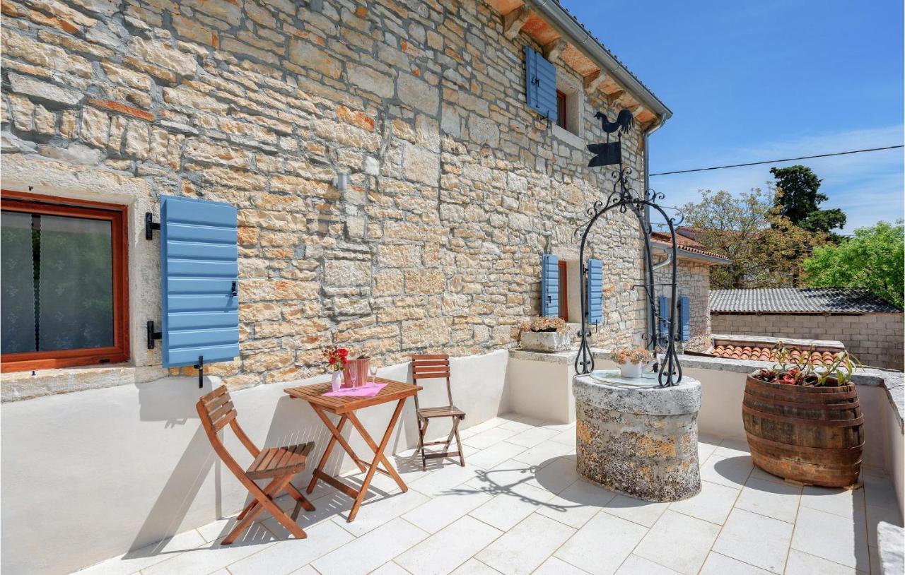 Cozy Home In Pamici With Kitchen Экстерьер фото